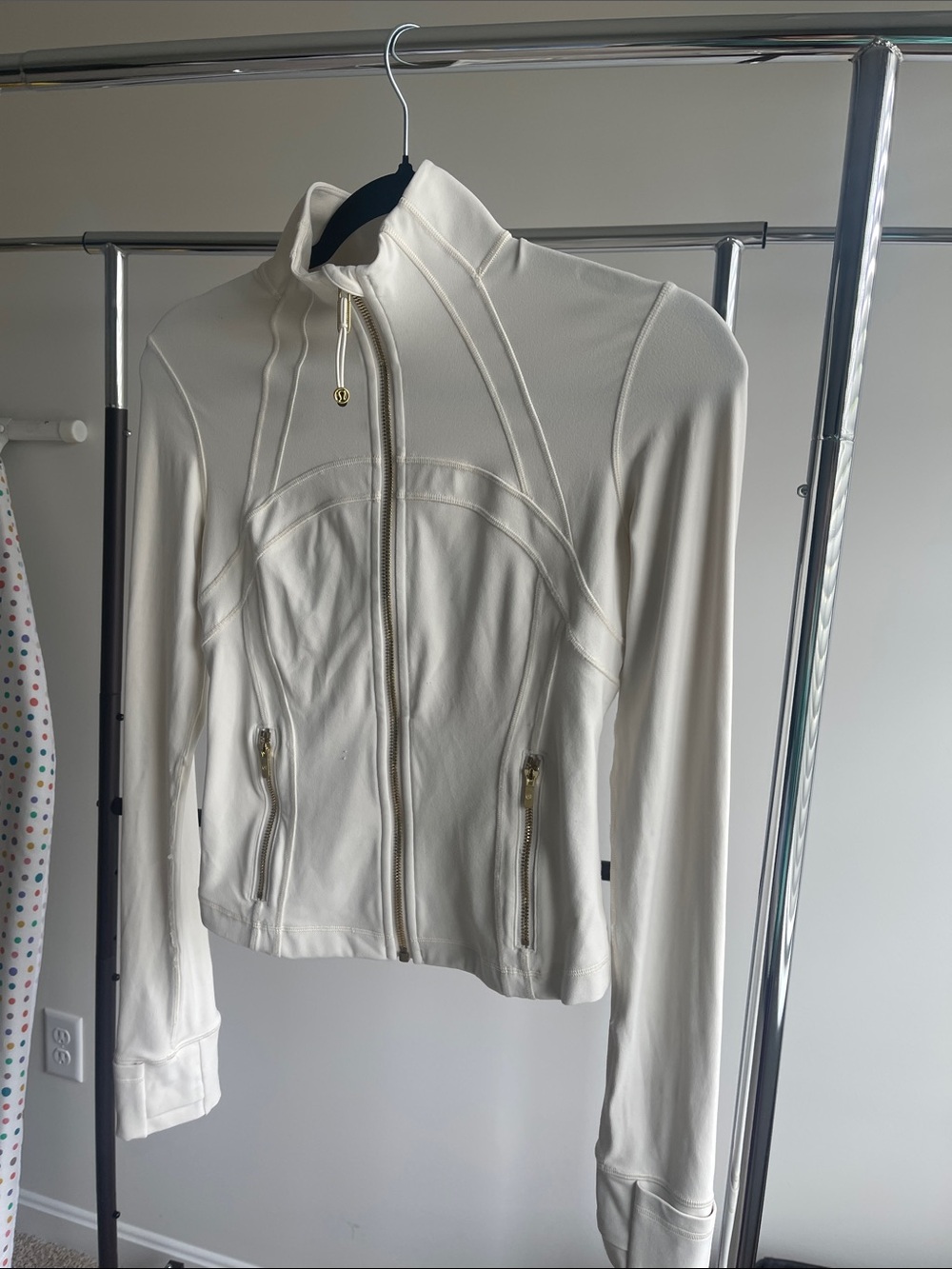 Lululemon Cropped Define jacket Nulu Bone